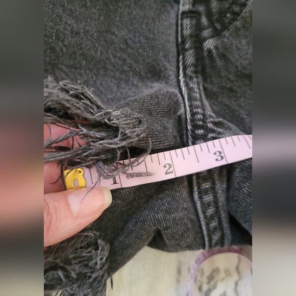 Levi's 501 Original Fit High-Rise Women's Jean Shorts Size 27 - Picture 6 of 16